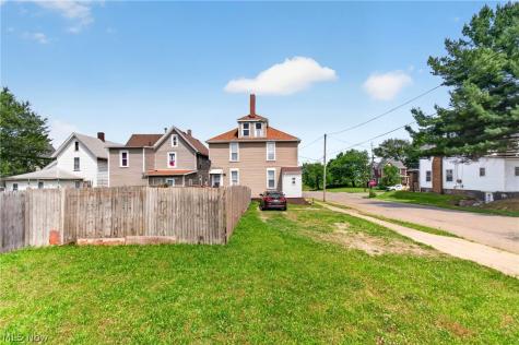 649 Prospect Avenue SW Canton OH 44706