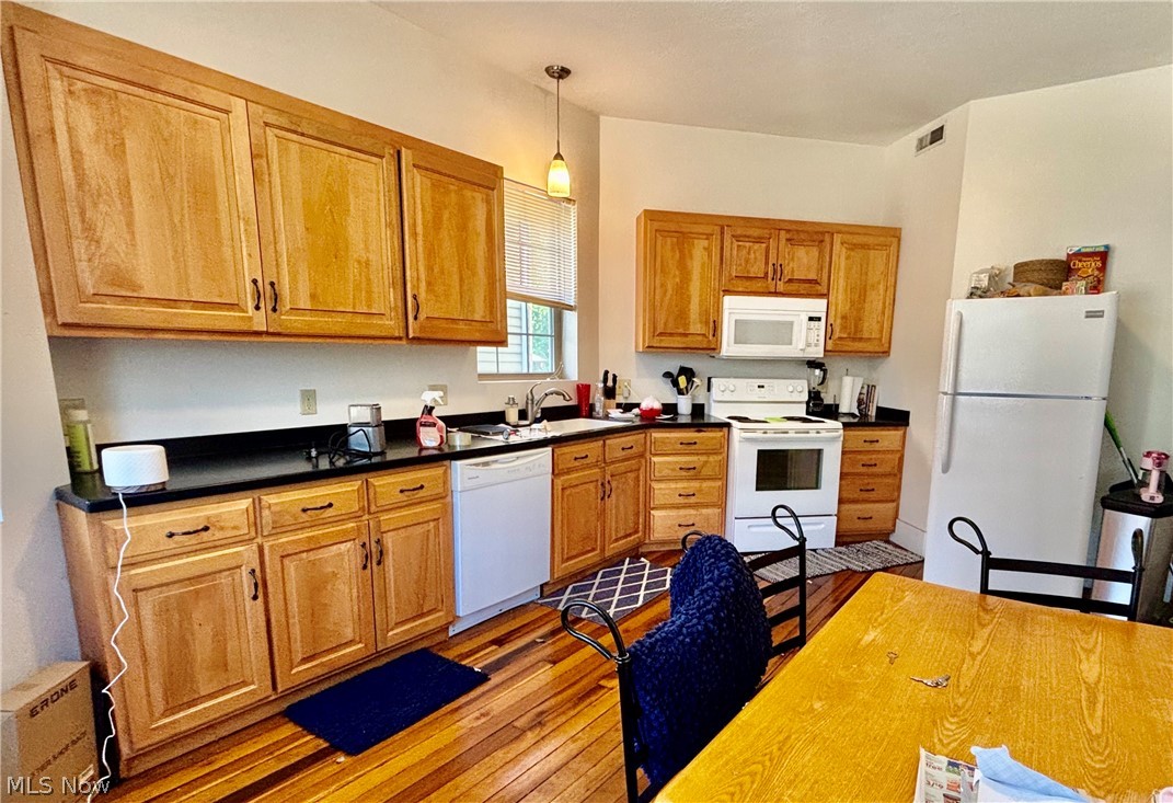 512 E Buchtel Avenue Akron OH 44304