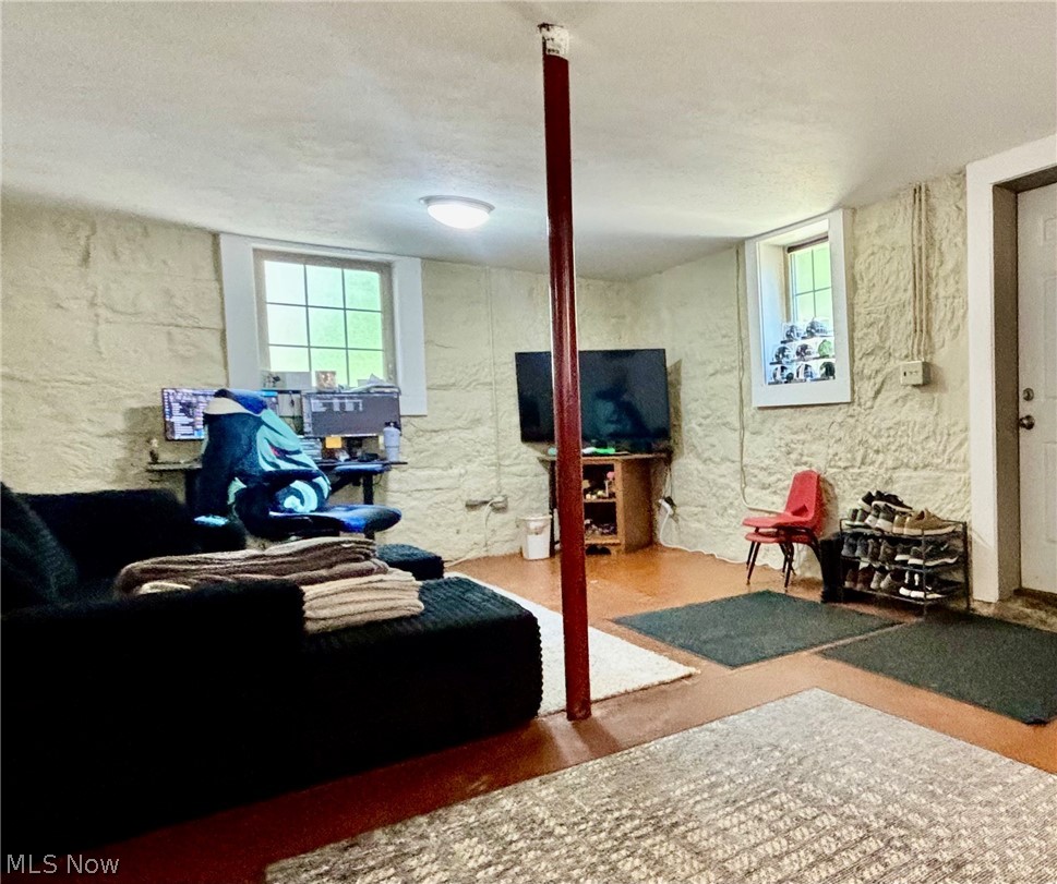 512 E Buchtel Avenue Akron OH 44304