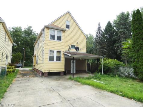 3864 E 52nd Street Newburgh Heights OH 44105