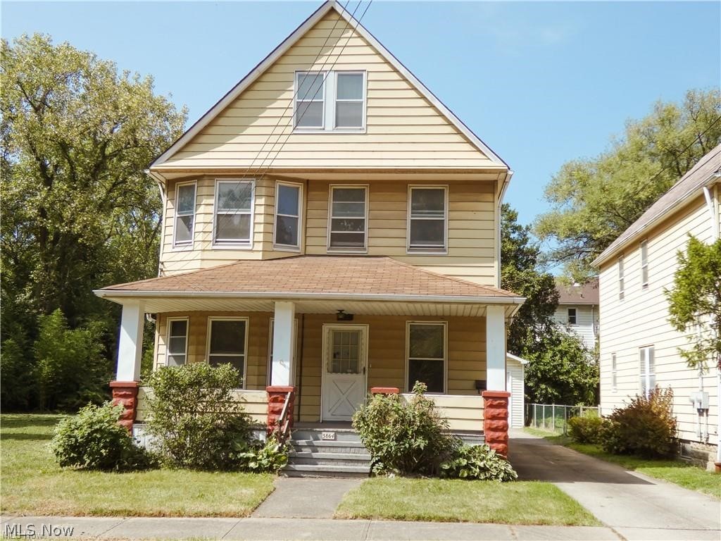 3864 E 52nd Street Newburgh Heights OH 44105