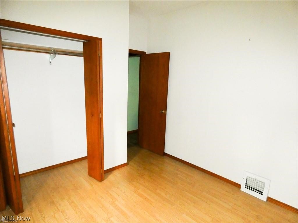 3864 E 52nd Street Newburgh Heights OH 44105