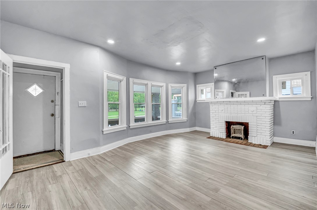 981 Thornhill Drive East Cleveland OH 44108