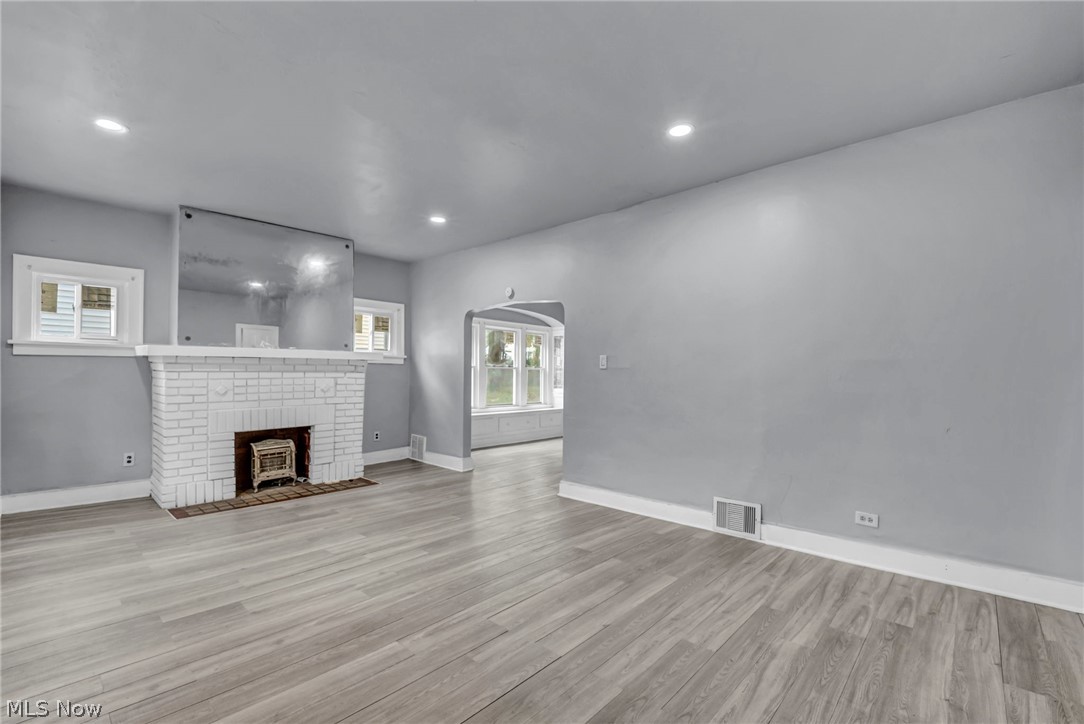 981 Thornhill Drive East Cleveland OH 44108