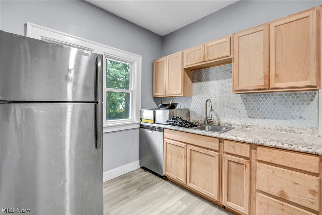 981 Thornhill Drive East Cleveland OH 44108
