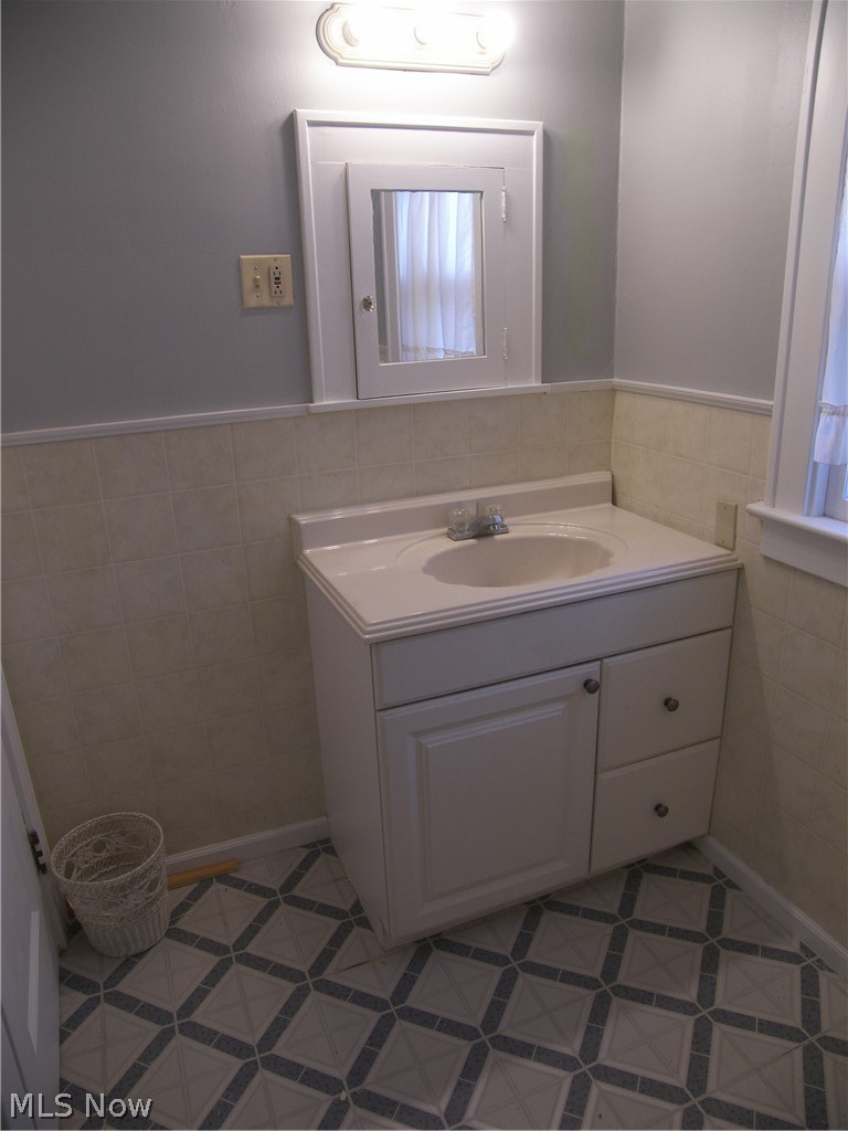 710 E 155th Street Cleveland OH 44110