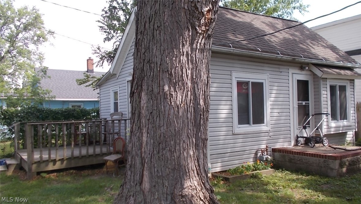 7104 Dearborn Avenue Cleveland OH 44102