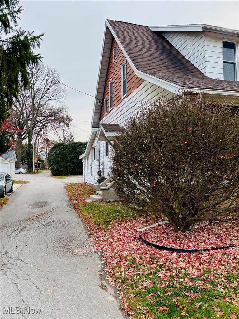 489 Hedges Street Tiffin OH 44883