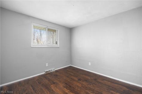 1627 E 33rd Street Lorain OH 44055