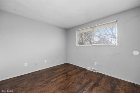 1627 E 33rd Street Lorain OH 44055