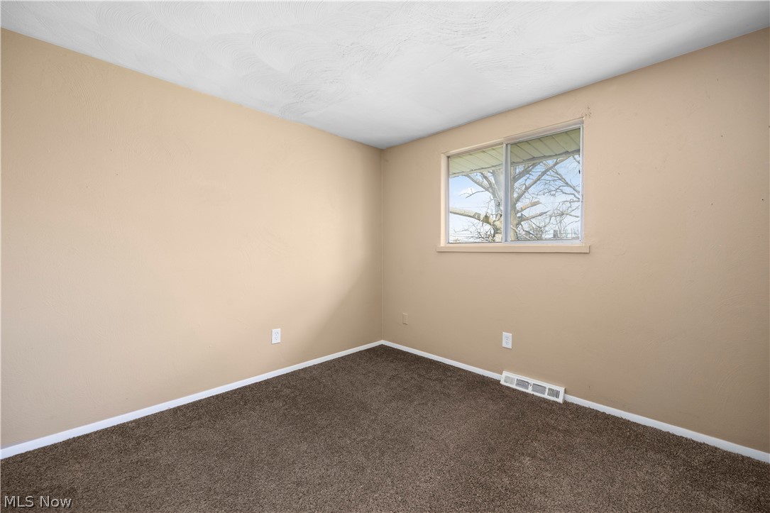 1627 E 33rd Street Lorain OH 44055