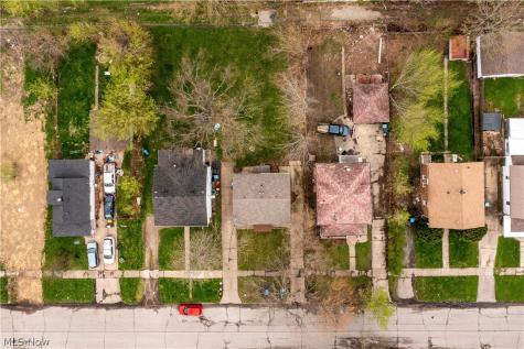 1627 E 33rd Street Lorain OH 44055