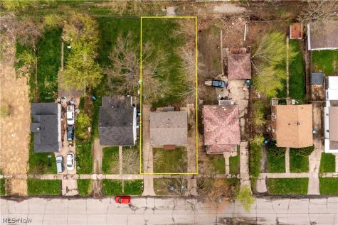 1627 E 33rd Street Lorain OH 44055