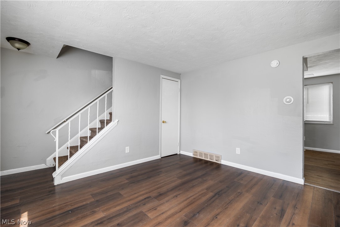 1627 E 33rd Street Lorain OH 44055