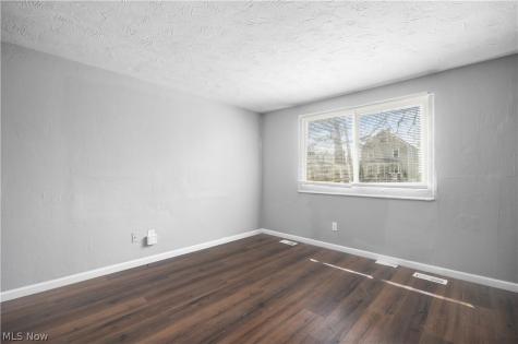 1627 E 33rd Street Lorain OH 44055