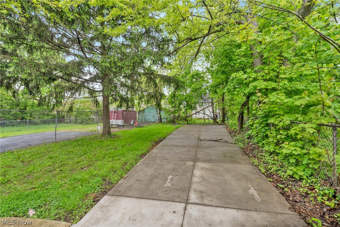 12009 Griffing Avenue Cleveland OH 44120