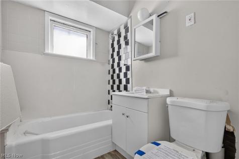 1646 Burgess Road Cleveland OH 44112