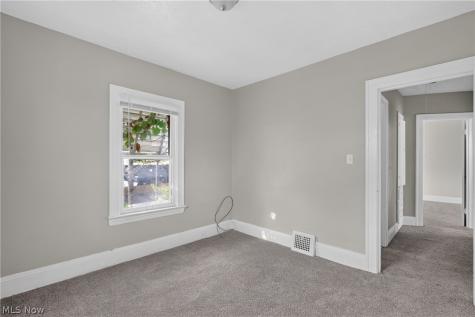 1646 Burgess Road Cleveland OH 44112