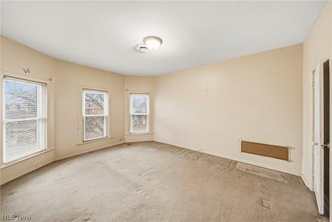 3202 Whitman Avenue Cleveland OH 44113