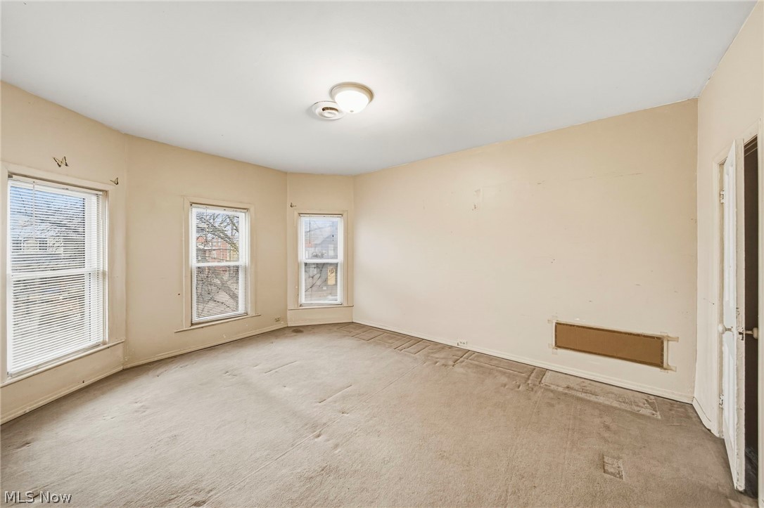 3202 Whitman Avenue Cleveland OH 44113