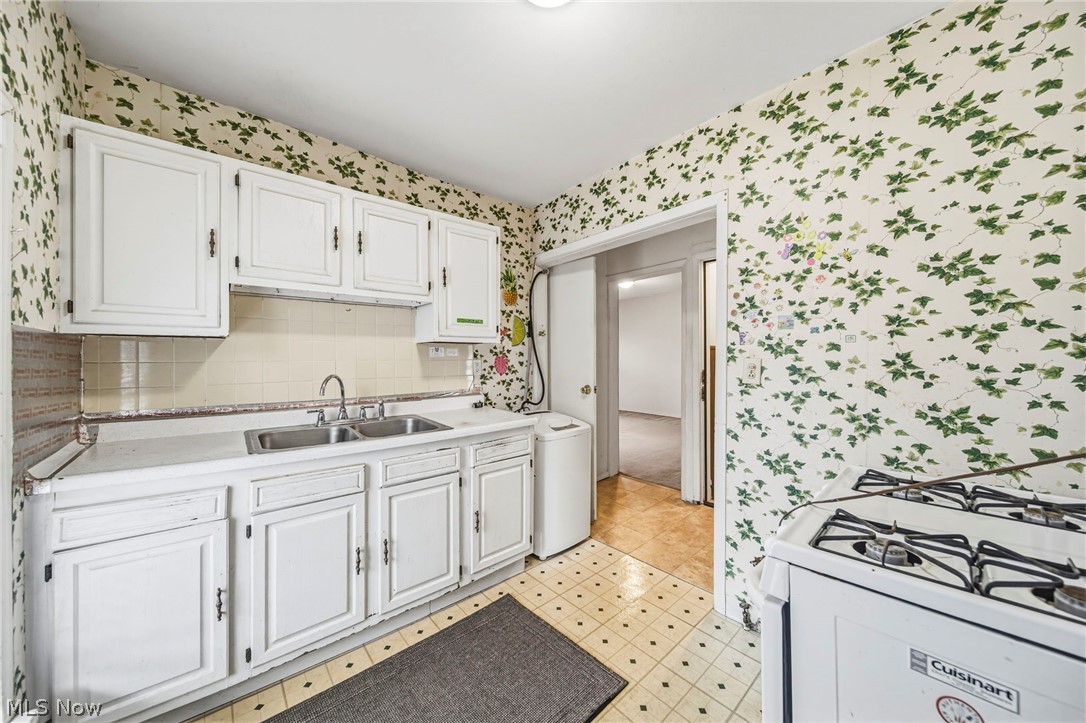 3202 Whitman Avenue Cleveland OH 44113