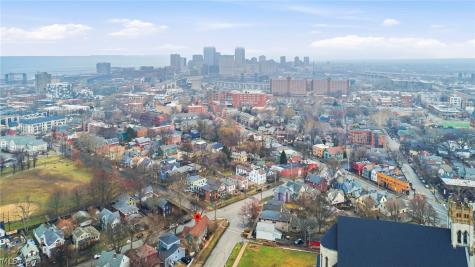 3202 Whitman Avenue Cleveland OH 44113