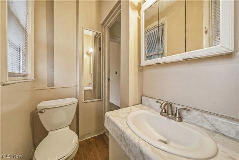 3202 Whitman Avenue Cleveland OH 44113