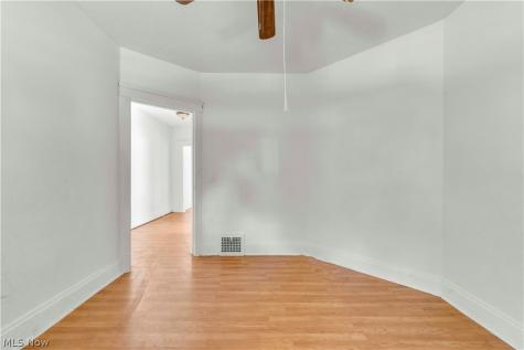 1111 E 76th Street Cleveland OH 44103