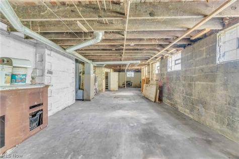 1111 E 76th Street Cleveland OH 44103