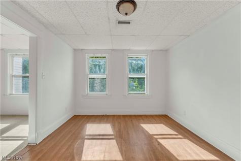 1111 E 76th Street Cleveland OH 44103