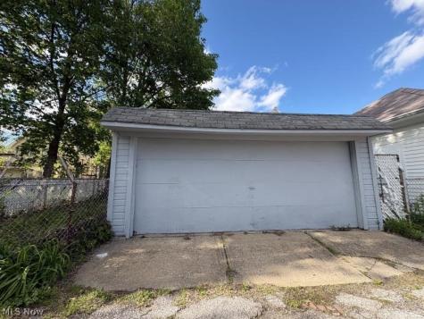 3419 Woodbridge Avenue Cleveland OH 44109