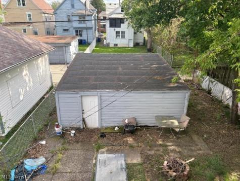 3419 Woodbridge Avenue Cleveland OH 44109