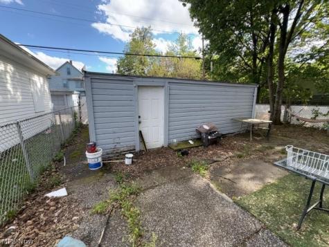 3419 Woodbridge Avenue Cleveland OH 44109
