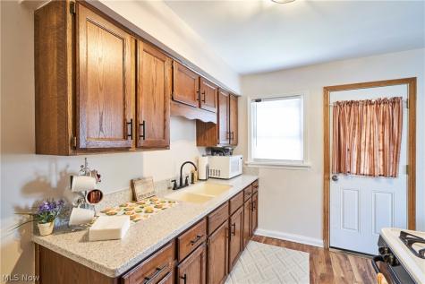 2007 31st Street NW Canton OH 44709