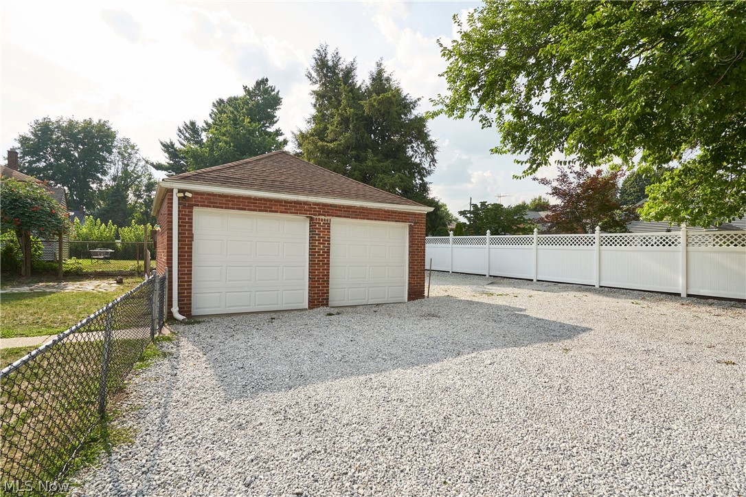 2007 31st Street NW Canton OH 44709