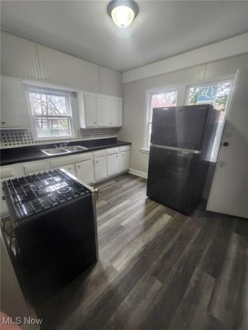 1346 E 82nd Street Cleveland OH 44103