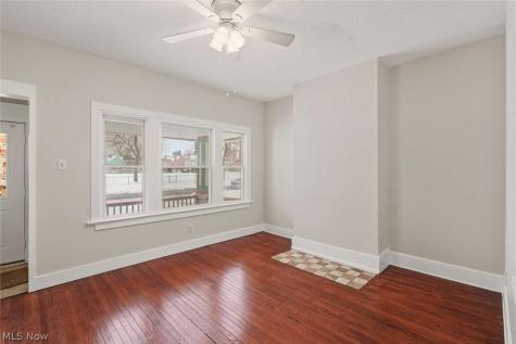 1714 Castle Avenue Cleveland OH 44113