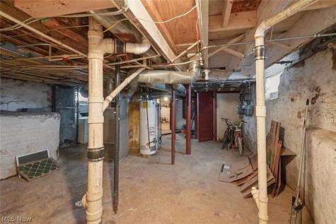 1714 Castle Avenue Cleveland OH 44113