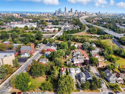 1714 Castle Avenue Cleveland OH 44113