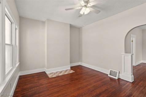 1714 Castle Avenue Cleveland OH 44113