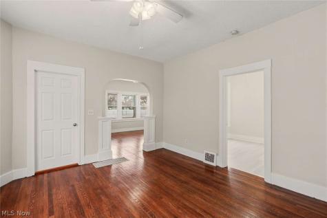 1714 Castle Avenue Cleveland OH 44113
