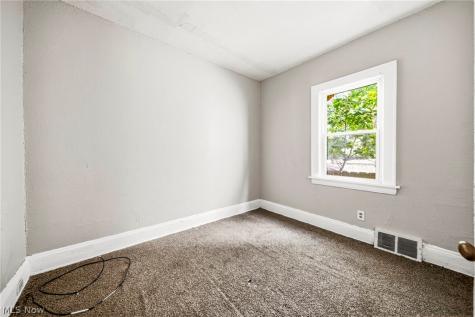 2902 E 119th Street Cleveland OH 44120