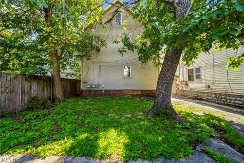2902 E 119th Street Cleveland OH 44120
