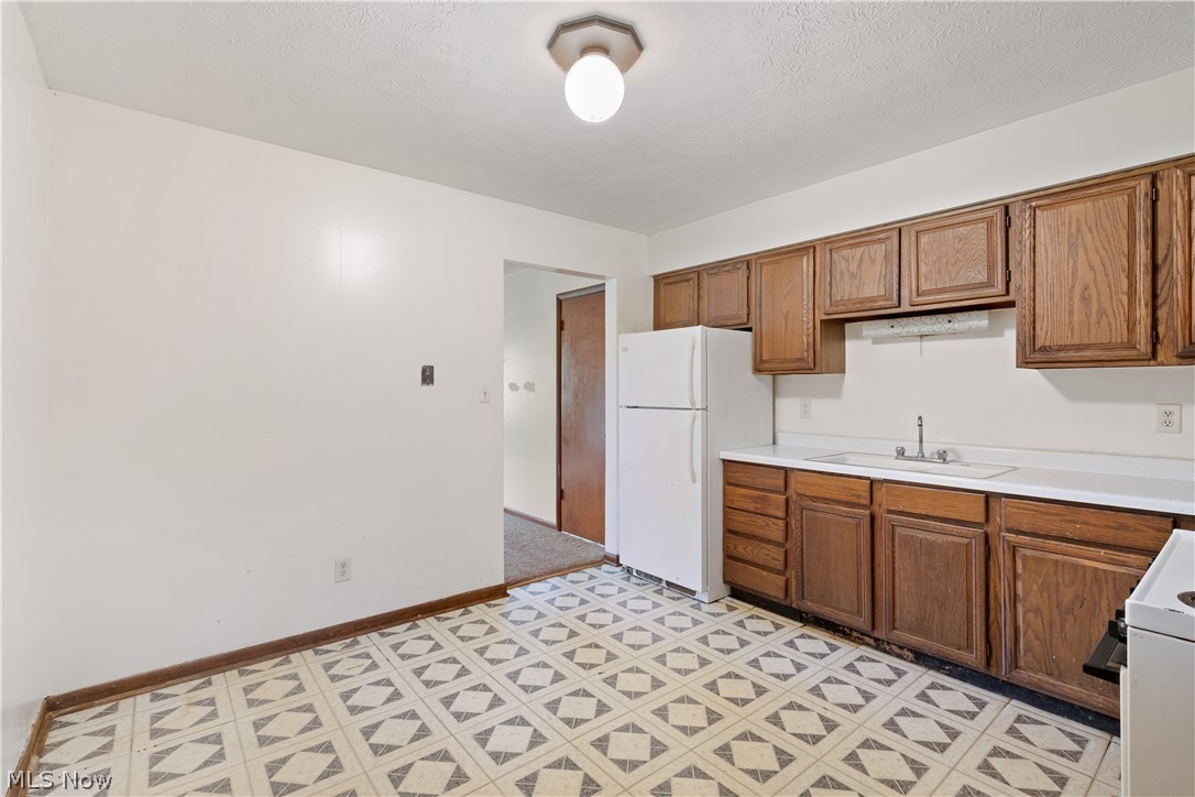 6777 Mahoning Avenue NW Warren OH 44481