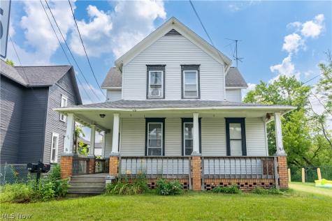 64 Diamond Avenue Barberton OH 44203