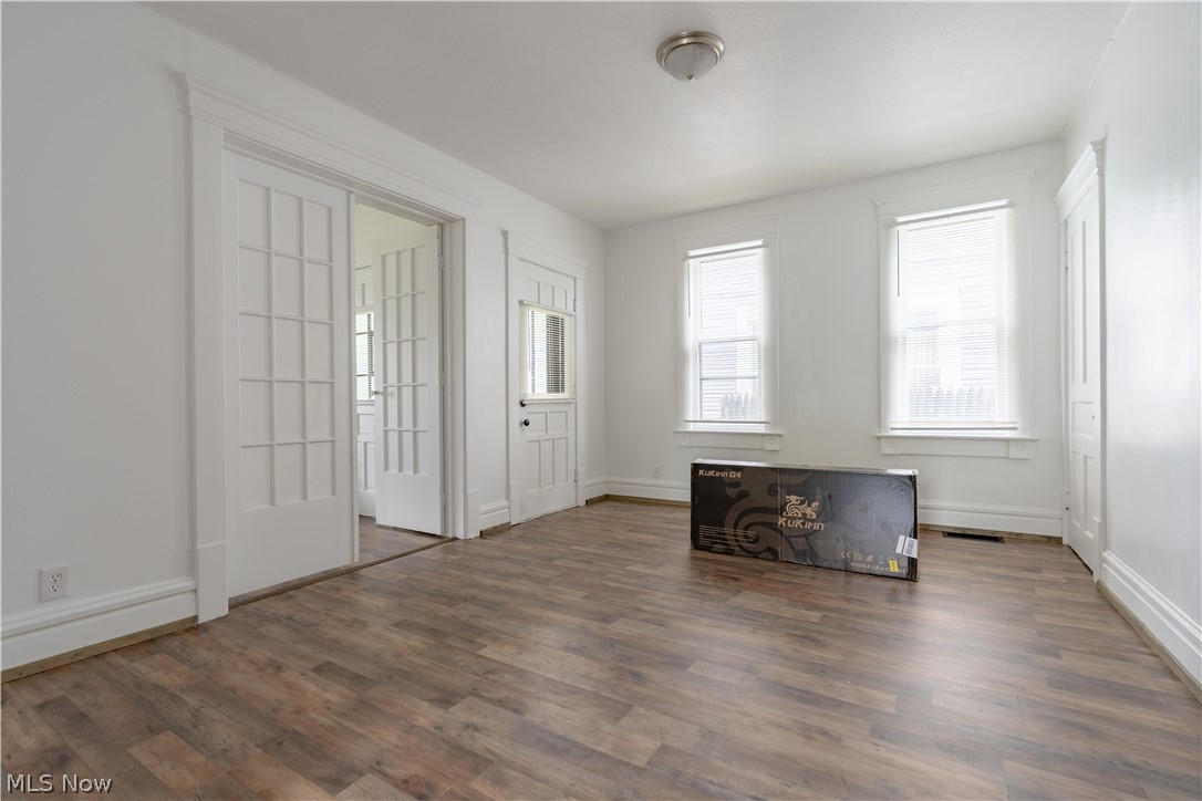 64 Diamond Avenue Barberton OH 44203