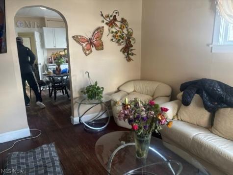 3543 W 48 Cleveland OH 44102
