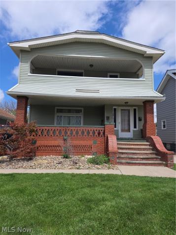 9913 Greenview Avenue Garfield Heights OH 44125