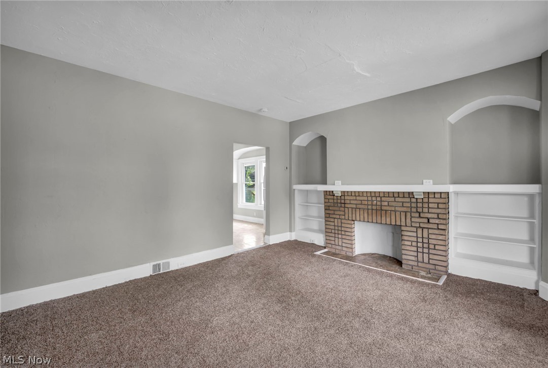 11717 Gay Avenue Cleveland OH 44105