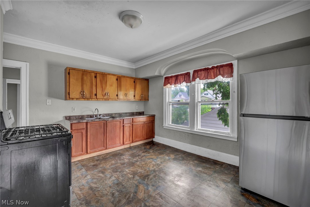 11717 Gay Avenue Cleveland OH 44105